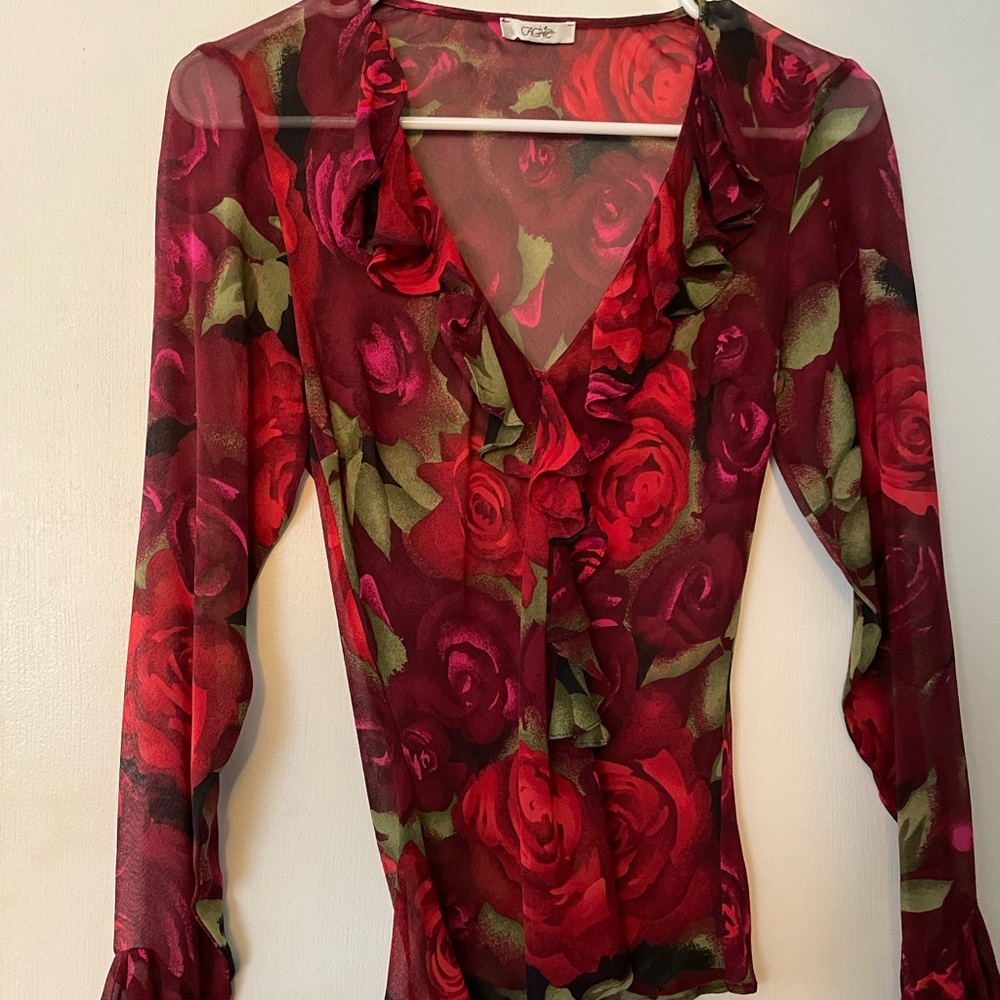Cache sheer red top with ruffle sleeve red/black with floral print